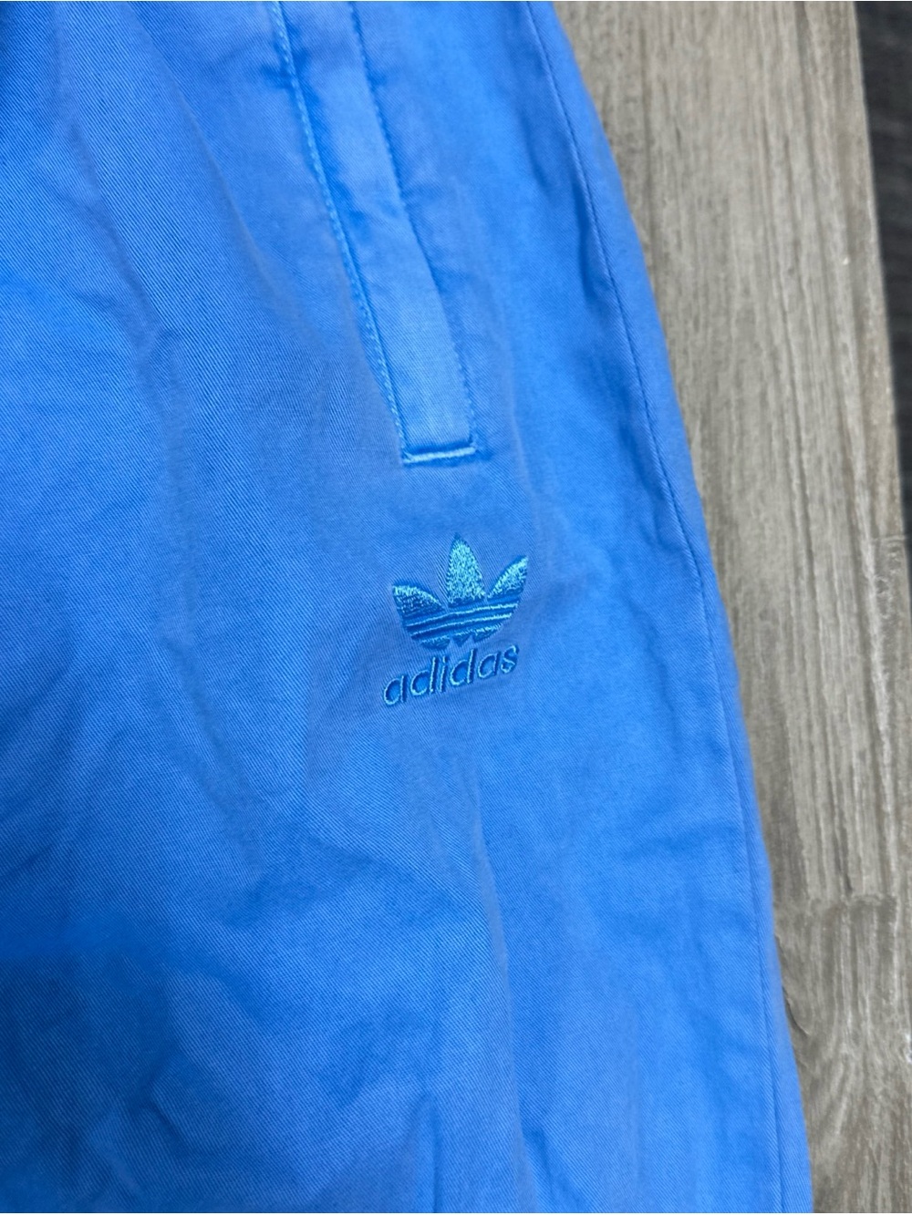 NWT Adidas Trefoil Essentials + Dye Woven Pants 2XL Semi Blue Burst Msrp $70 - Picture 2 of 9